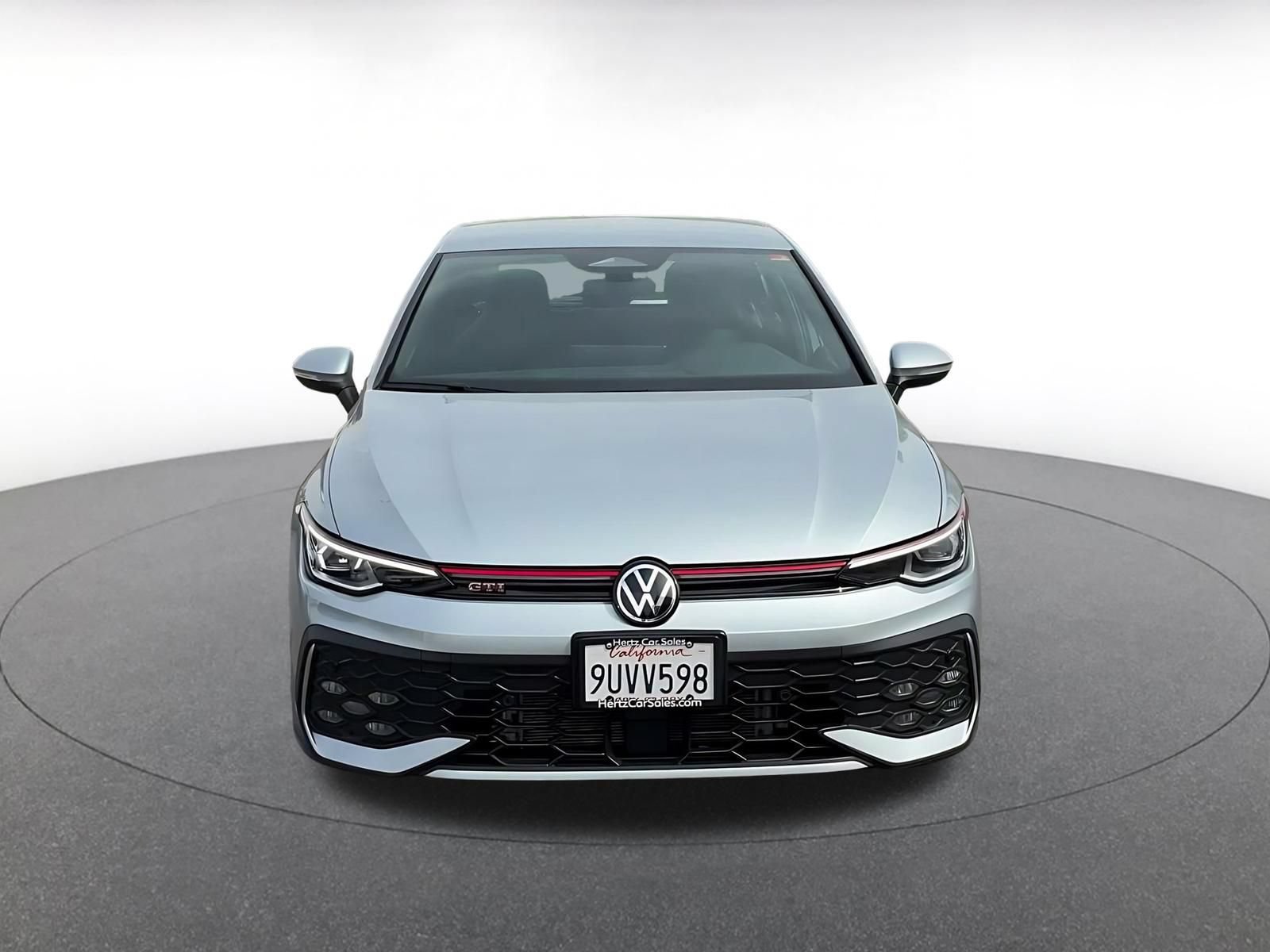 Used 2026 Volkswagen Golf S FWD image 4