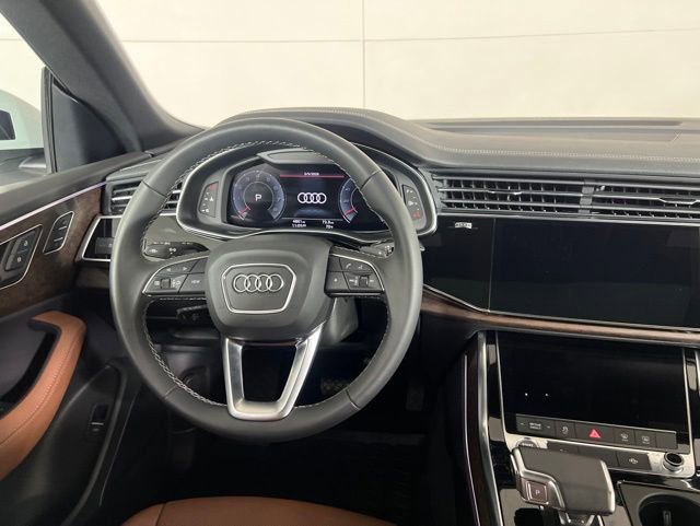 Certified 2025 Audi Q8 Premium Plus w/ Premium Plus Package AWD/4WD image 21