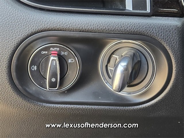 Used 2021 Porsche Macan image 22