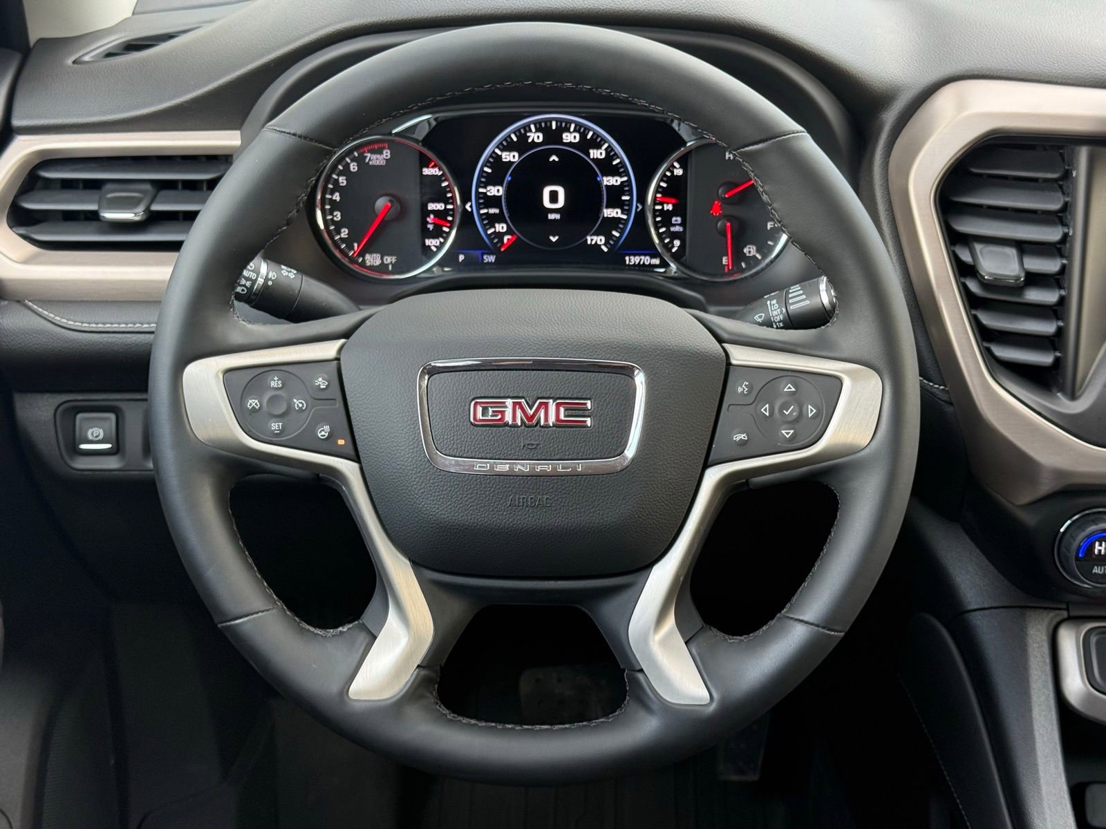Used 2023 GMC Acadia Denali image 36