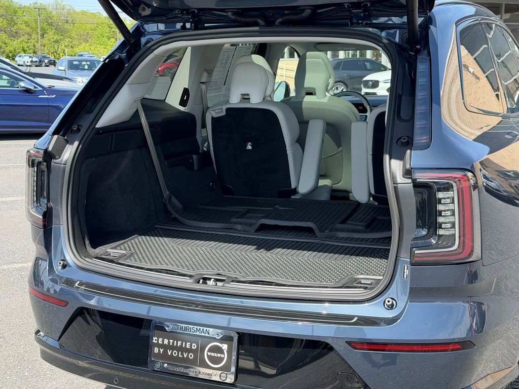Used 2025 Volvo EX90 Ultra AWD/4WD image 20