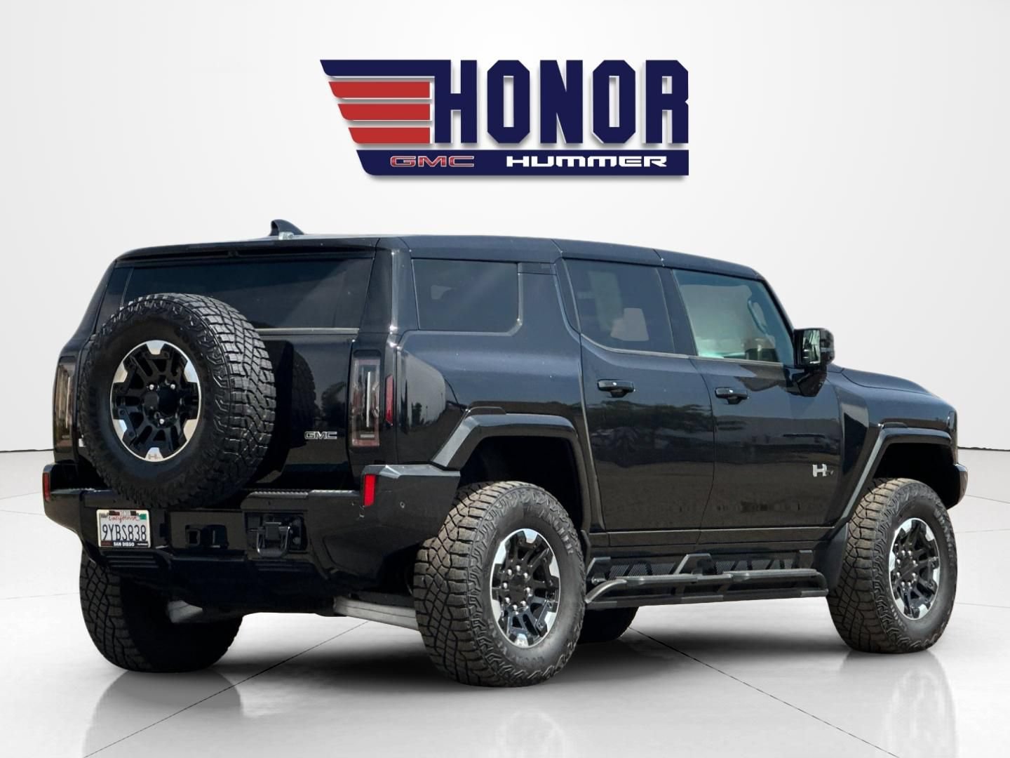 Used 2024 GMC Hummer EV 2X w/ Extreme Off-Road Package AWD/4WD image 4