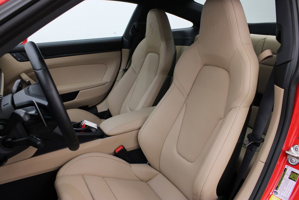 Certified 2024 Porsche 911 Carrera GTS image 5