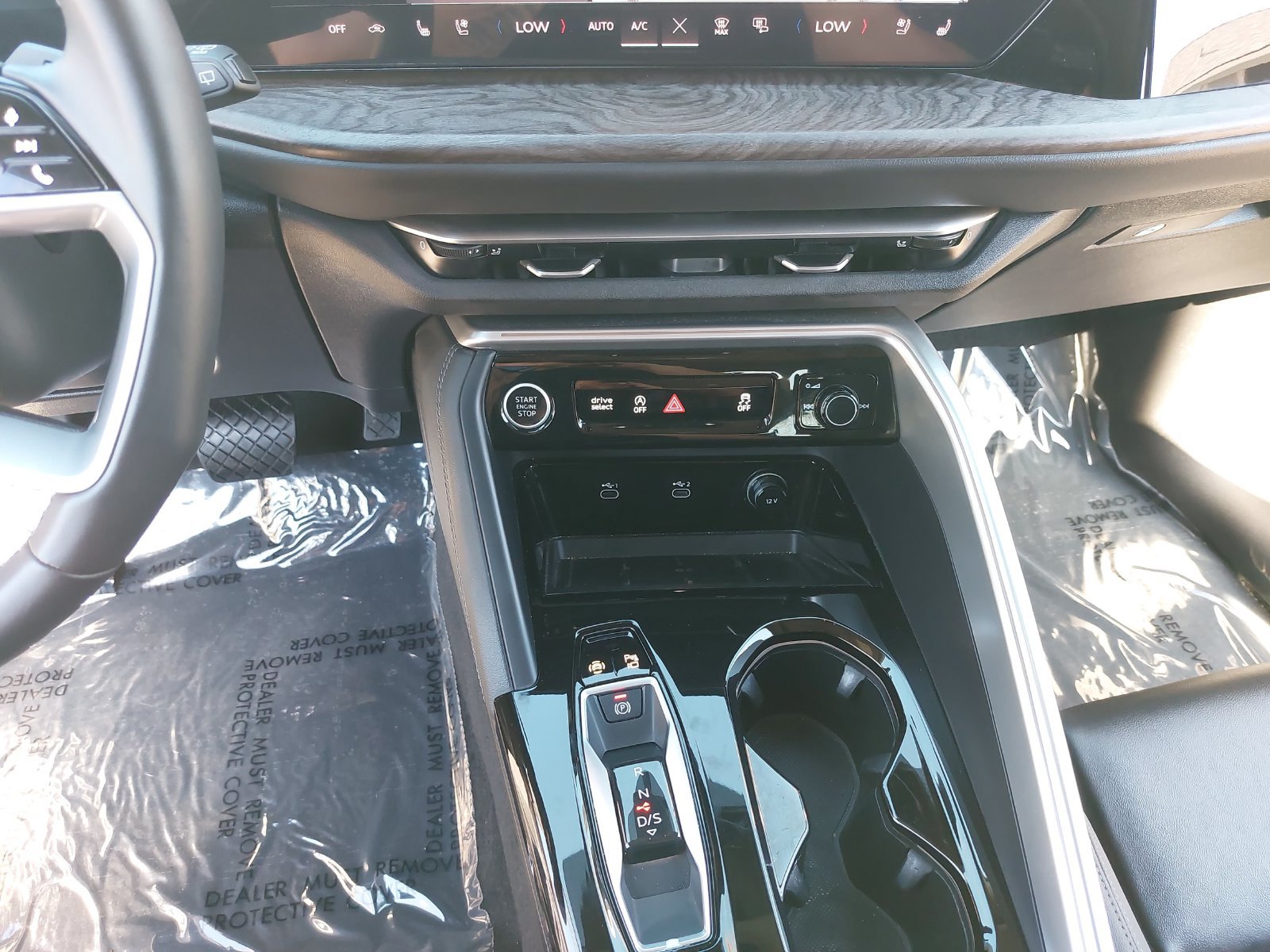 Used 2025 Audi Q5 Premium Plus w/ Premium Plus AWD/4WD image 22