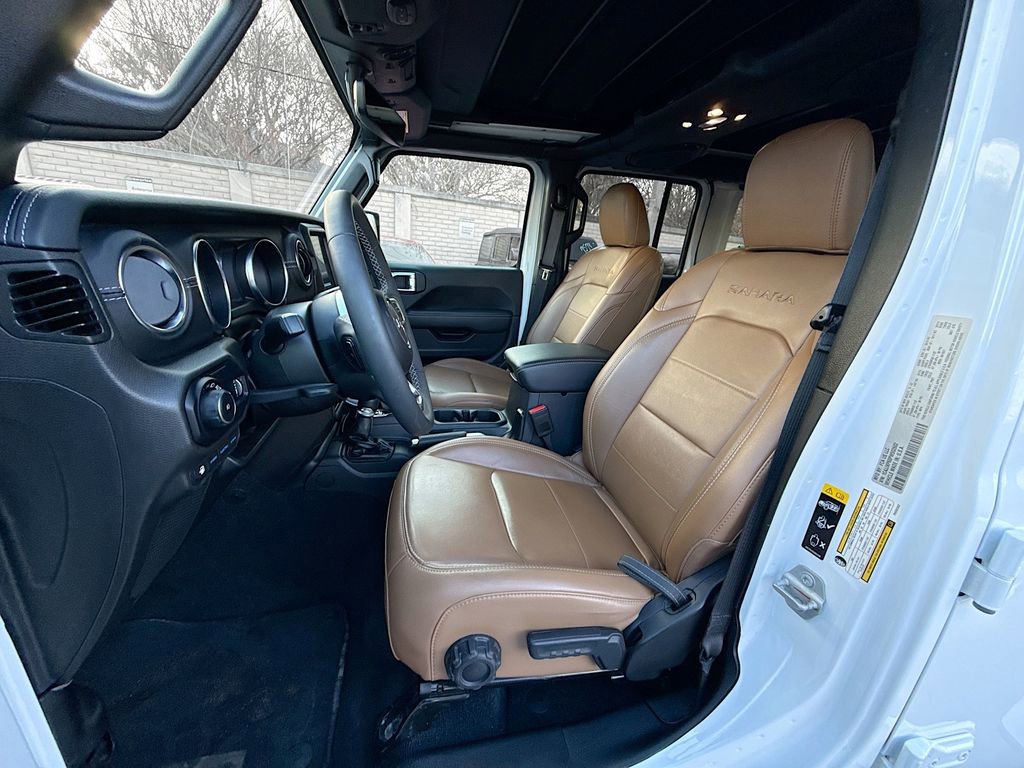 Used 2023 Jeep Wrangler Unlimited Sahara image 23
