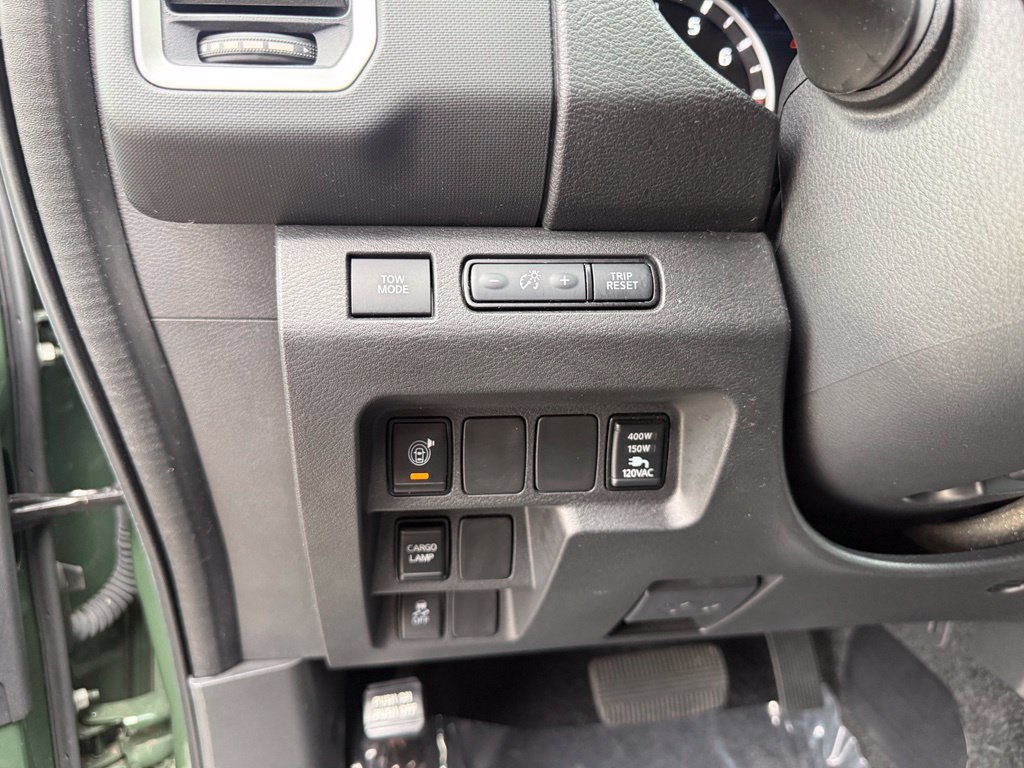 Used 2024 Nissan Frontier SV w/ SV Convenience Package RWD image 7