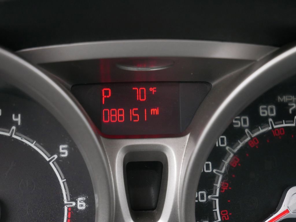 Used 2012 Ford Fiesta SES FWD image 34