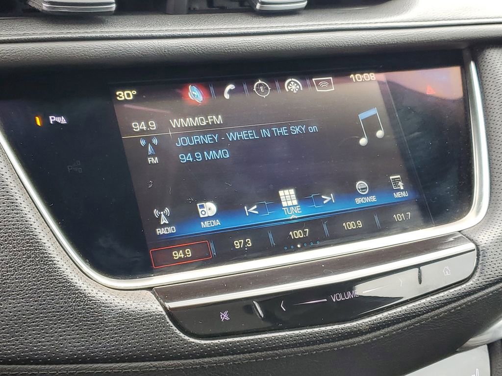 Used 2017 Cadillac XT5 Luxury w/ Driver Awareness Package image 18