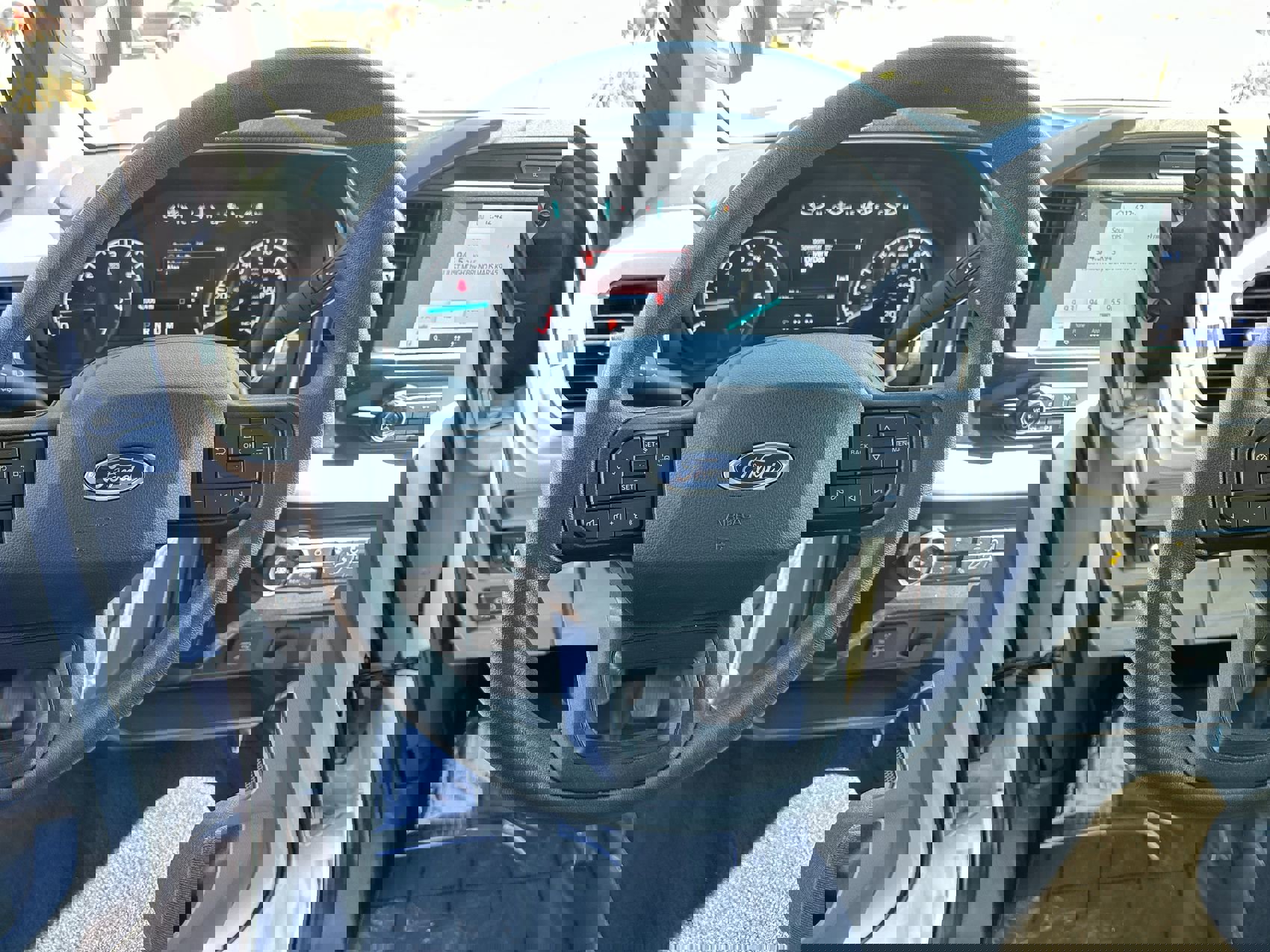 Used 2023 Ford F150 XLT image 14