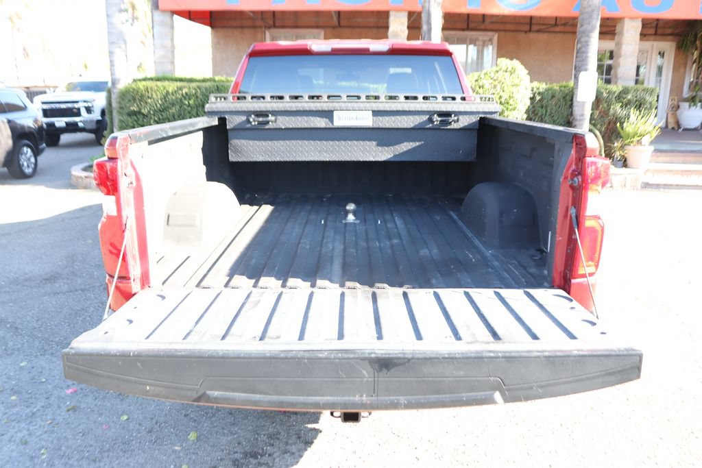 Used 2020 Chevrolet Silverado 1500 RST AWD/4WD image 8