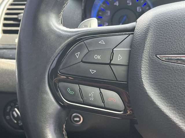 Used 2017 Chrysler 300 S w/ 300S Premium Group RWD image 27