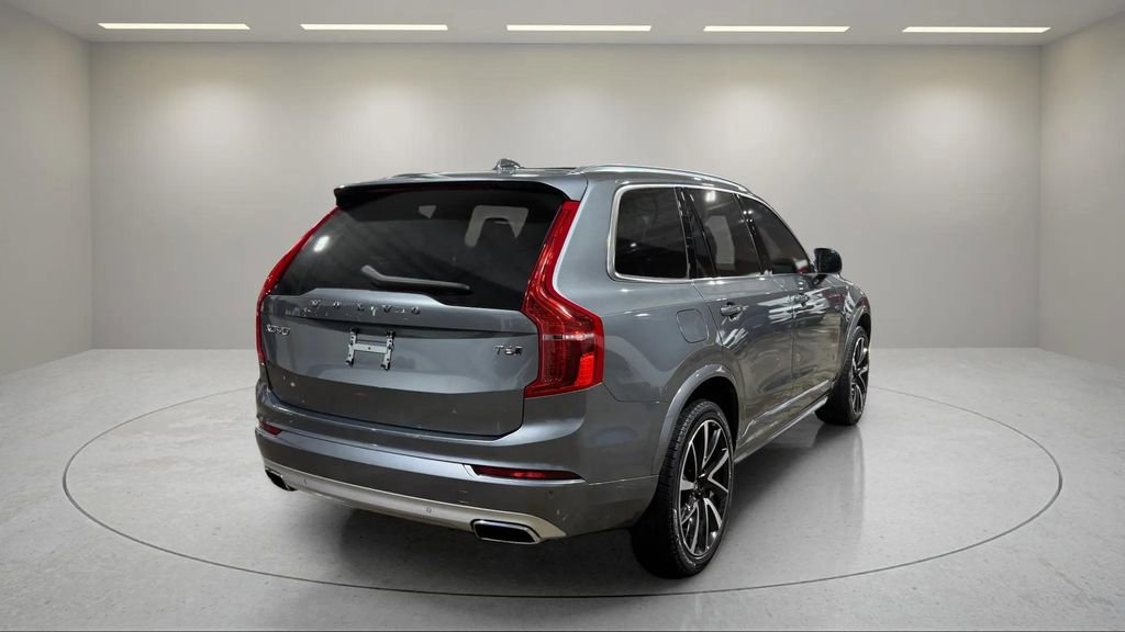 Used 2020 Volvo XC90 T6 Momentum w/ Protection Package image 3