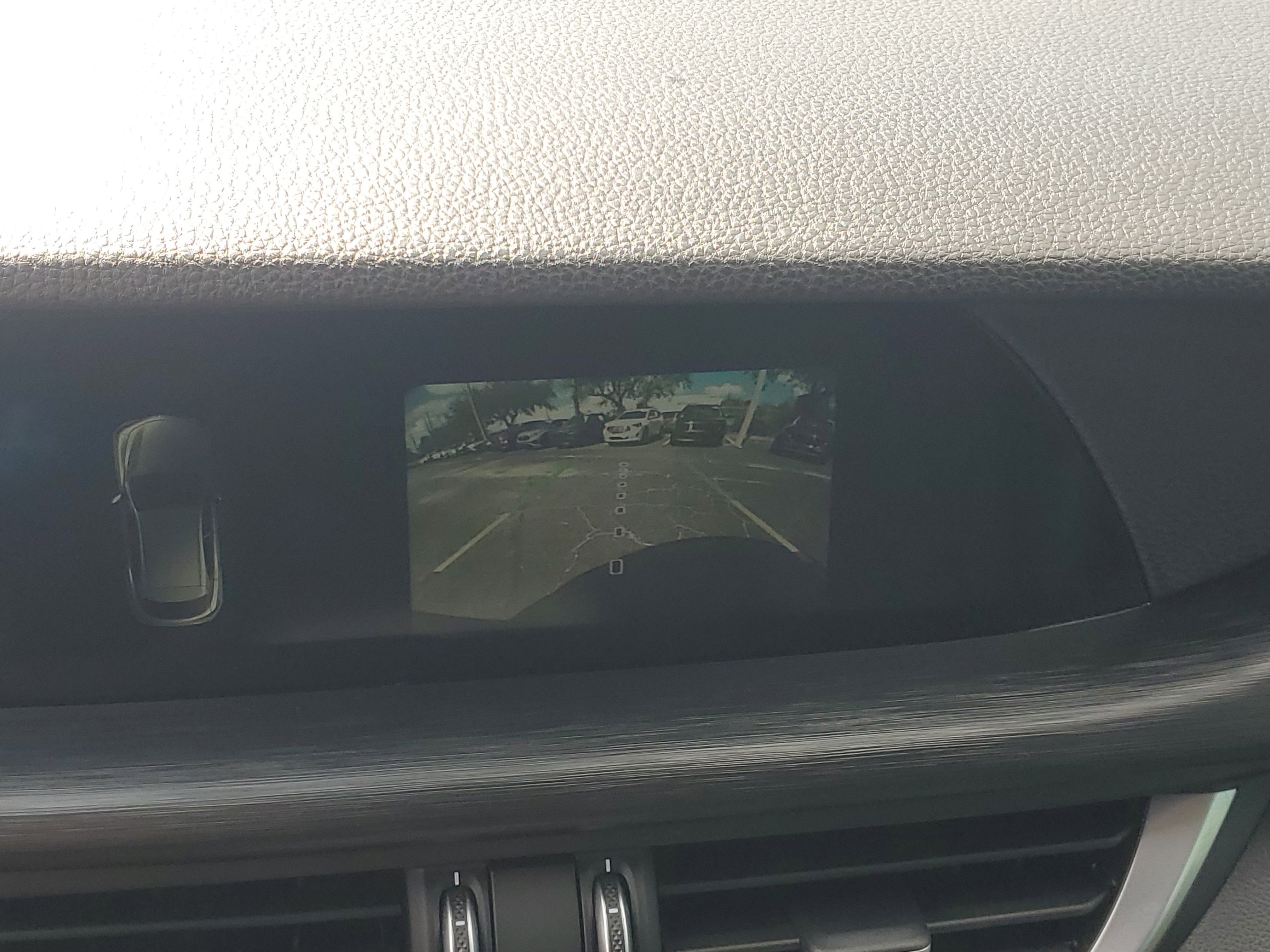 Used 2018 Alfa Romeo Stelvio AWD image 26