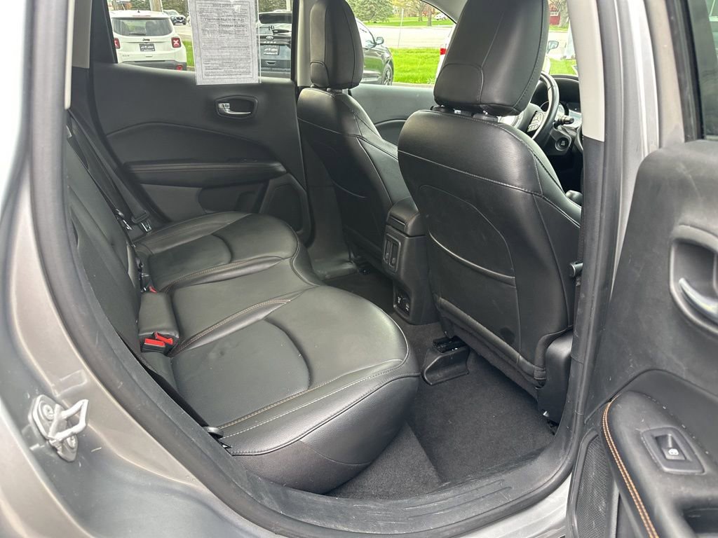 Used 2020 Jeep Compass Limited AWD/4WD image 33