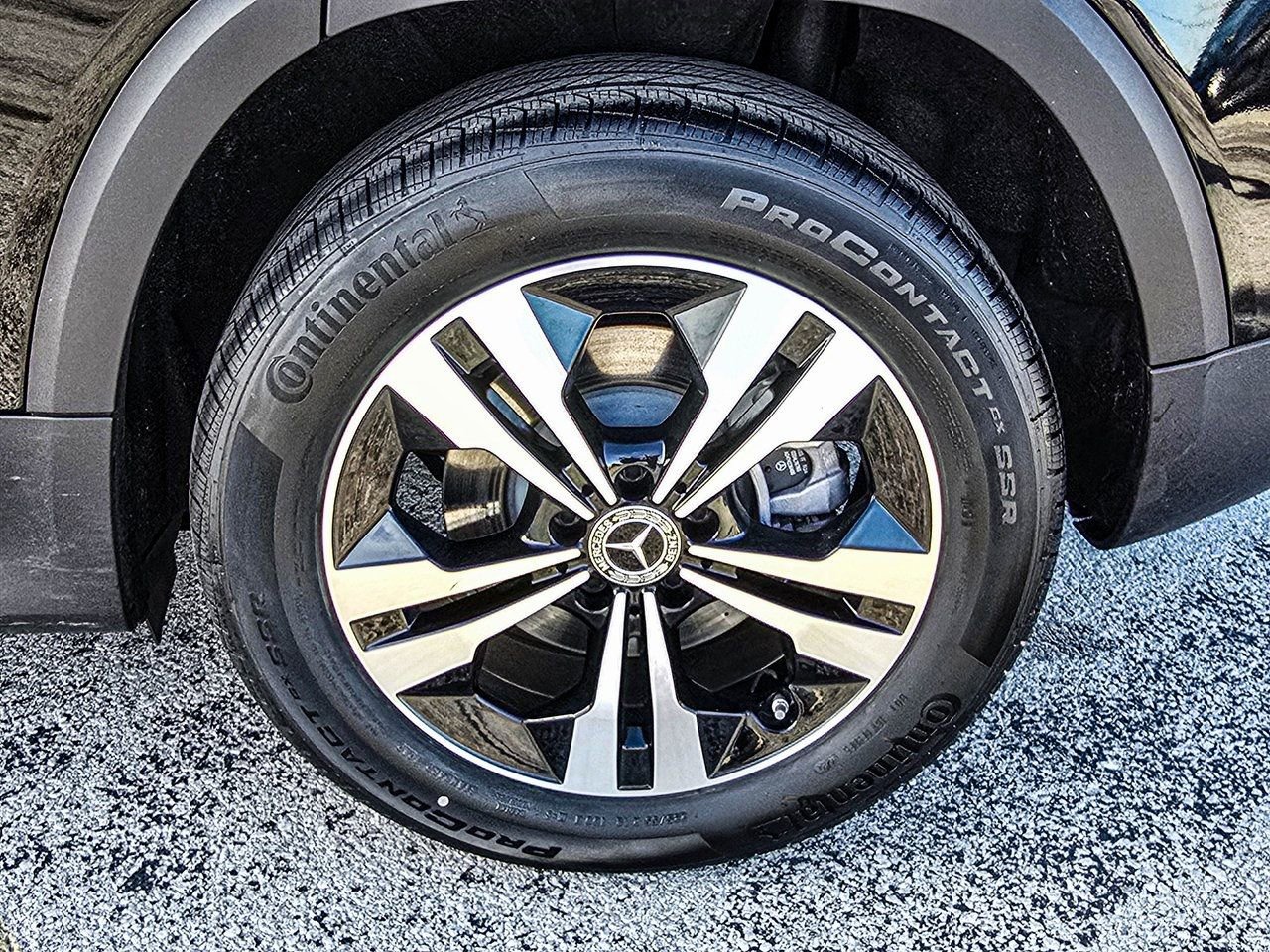 New 2026 Mercedes-Benz GLB 250 4MATIC image 10