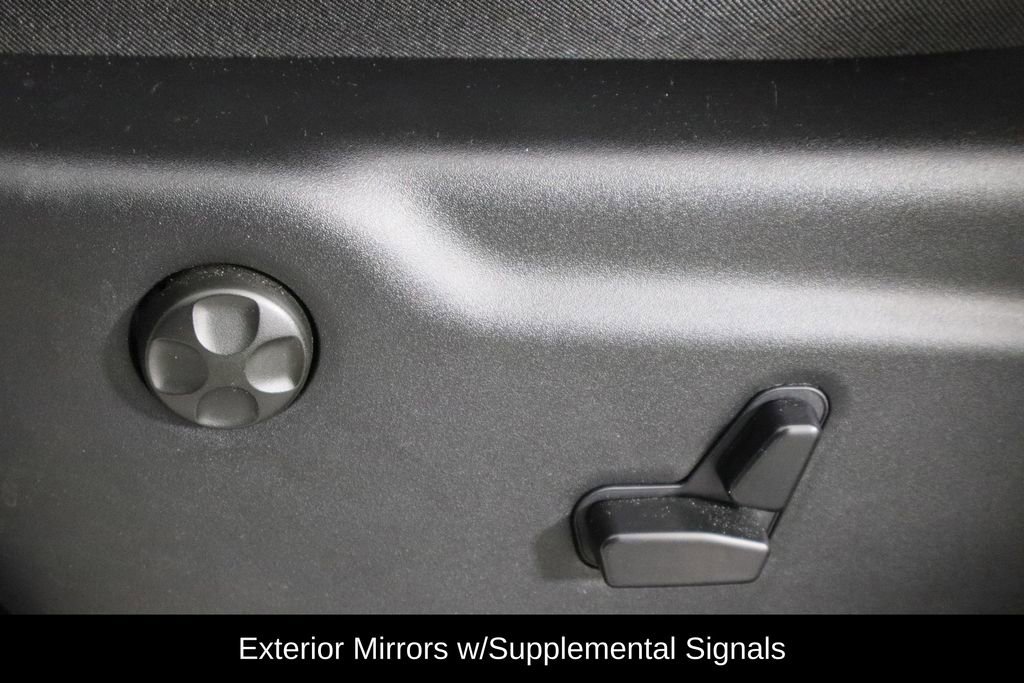 Used 2025 Dodge Durango GT image 25