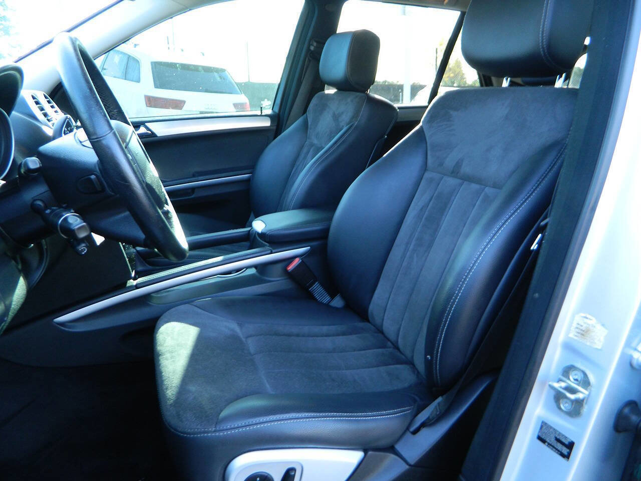 Used 2007 Mercedes-Benz ML 350 4MATIC image 12