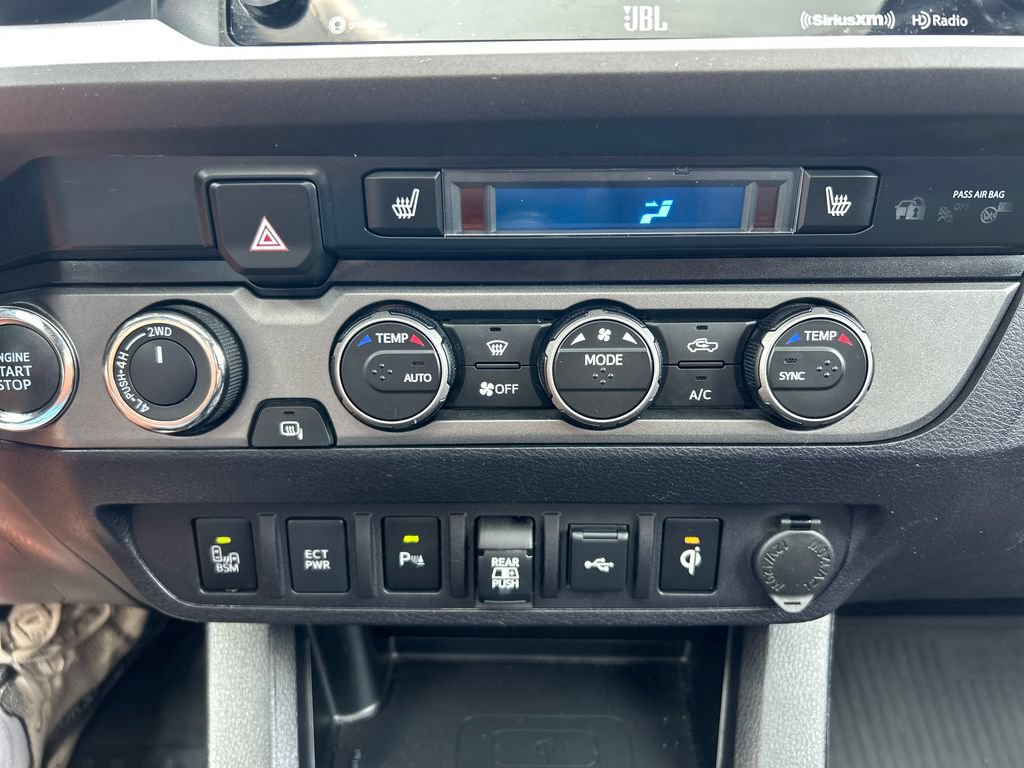 Certified 2022 Toyota Tacoma TRD Sport w/ TRD Premium Sport Package AWD/4WD image 31