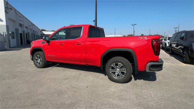 New 2026 GMC Sierra 1500 SLE w/ Preferred Package image 6