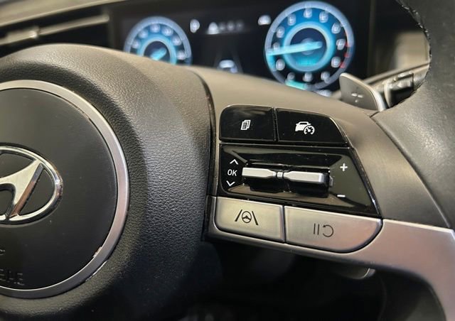 Used 2022 Hyundai Santa Cruz SEL Premium image 34