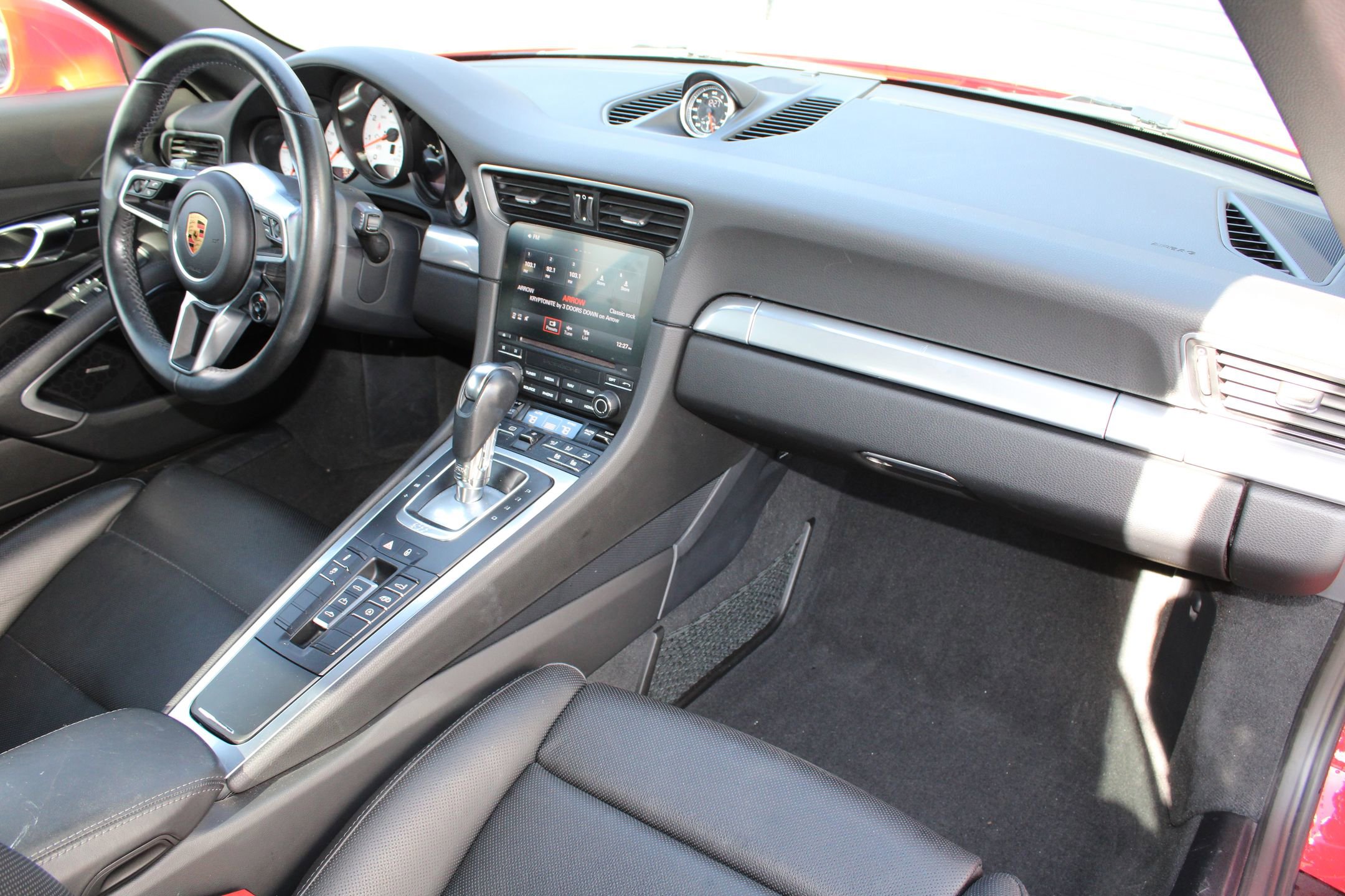 Certified 2017 Porsche 911 Carrera 4S image 25