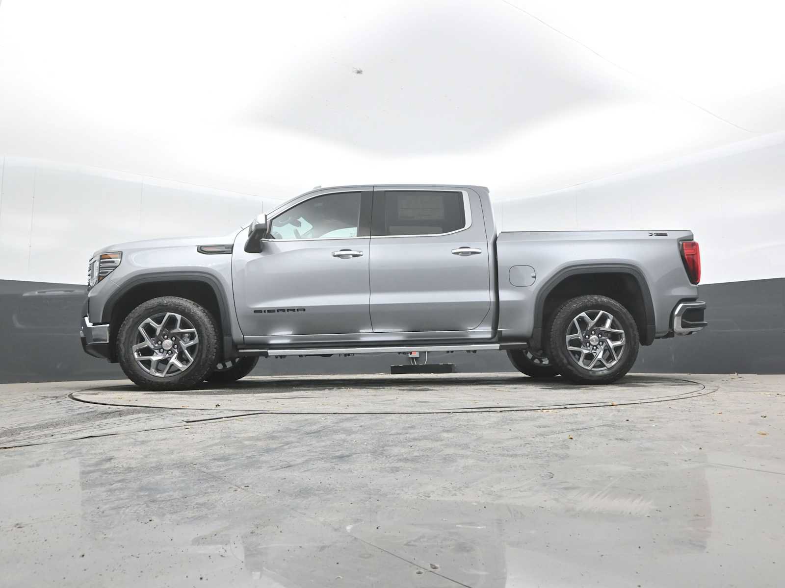 New 2026 GMC Sierra 1500 SLT w/ SLT Premium Package AWD/4WD image 24