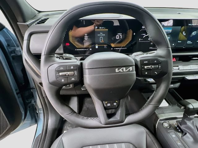 New 2027 Kia Seltos X-Line S w/ X-Line S Premium Package AWD/4WD image 11