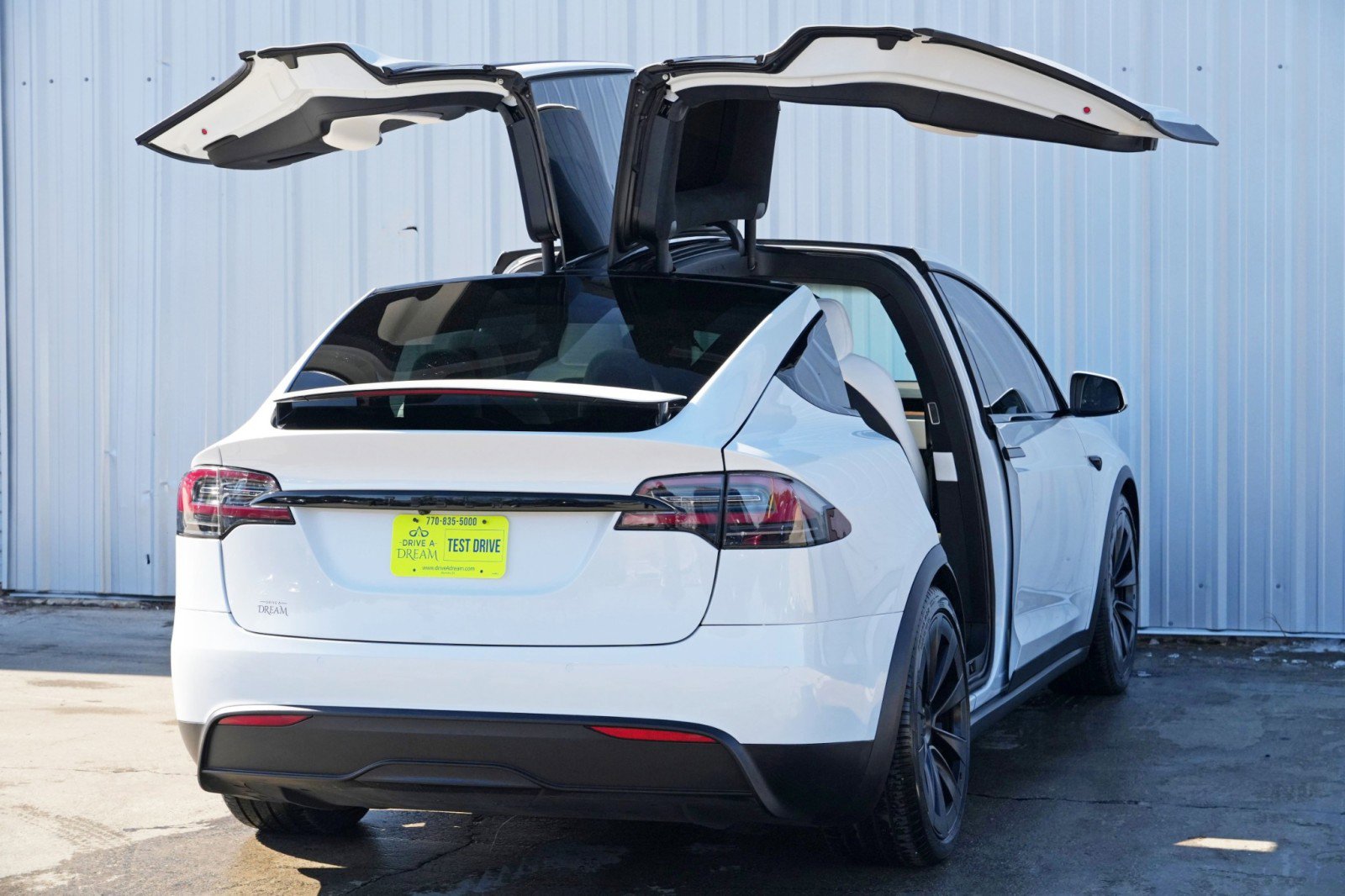 Used 2022 Tesla Model X image 57