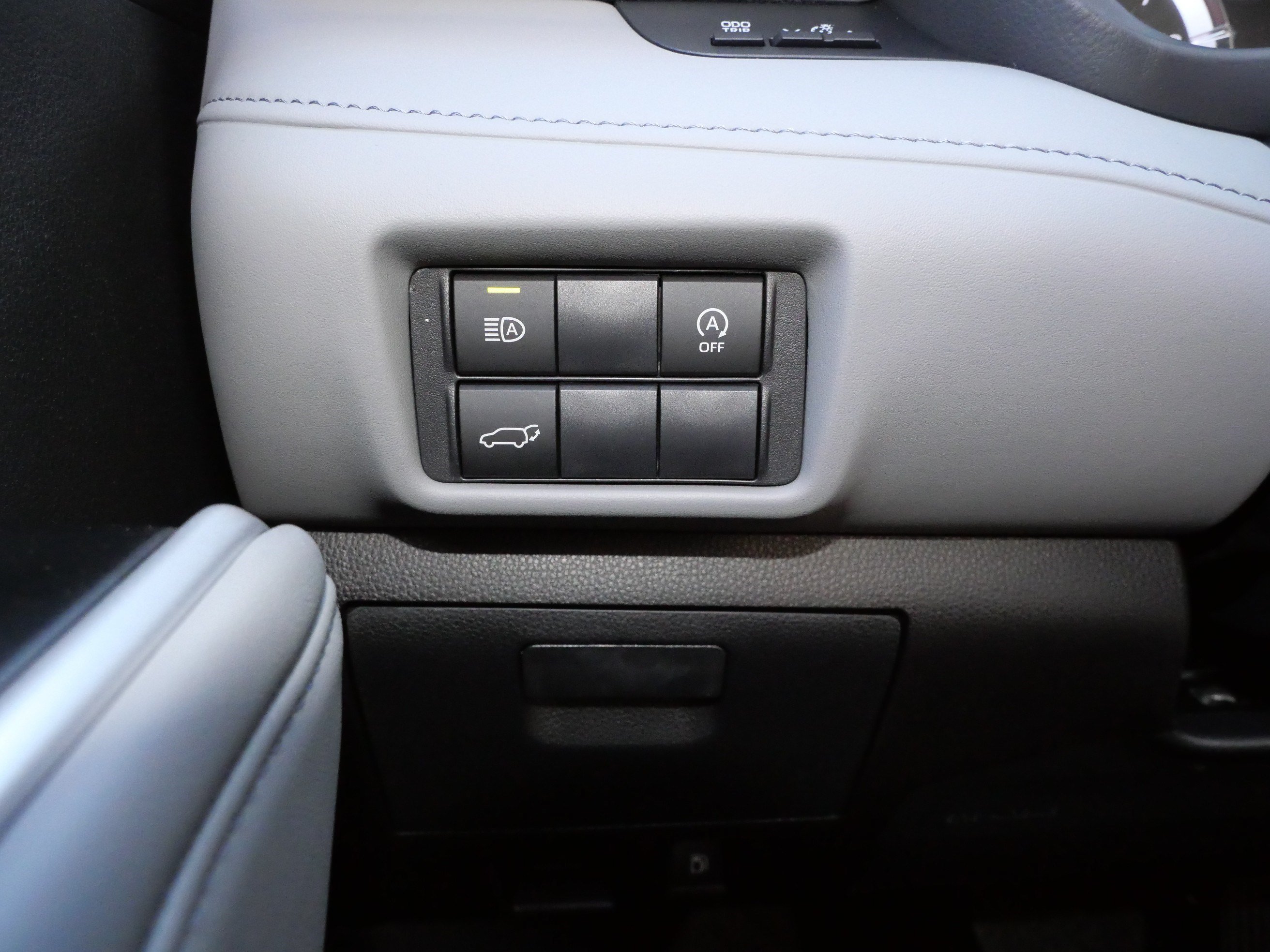 Certified 2026 Toyota Highlander XLE AWD/4WD image 30