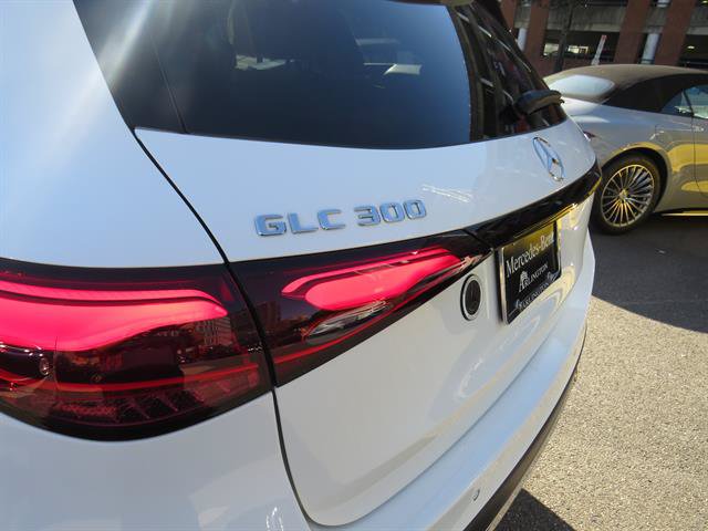 Used 2026 Mercedes-Benz GLC 300 4MATIC image 29