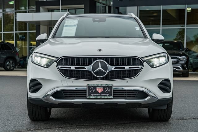 Used 2023 Mercedes-Benz GLC 300 4MATIC image 2