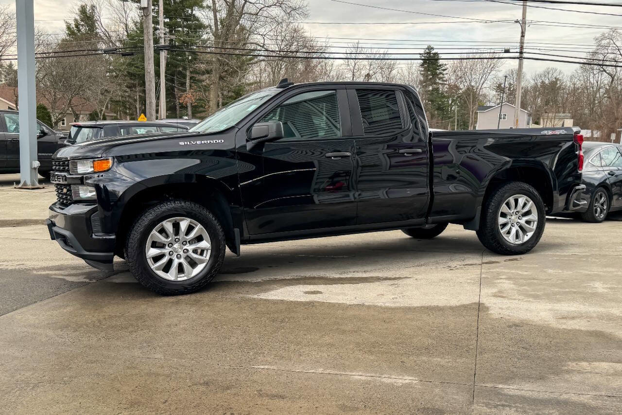 Used 2019 Chevrolet Silverado 1500 Custom w/ Custom Value Package AWD/4WD image 6