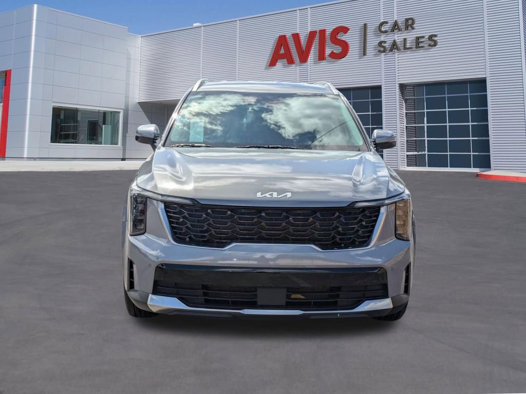 Used 2024 Kia Sorento S image 2