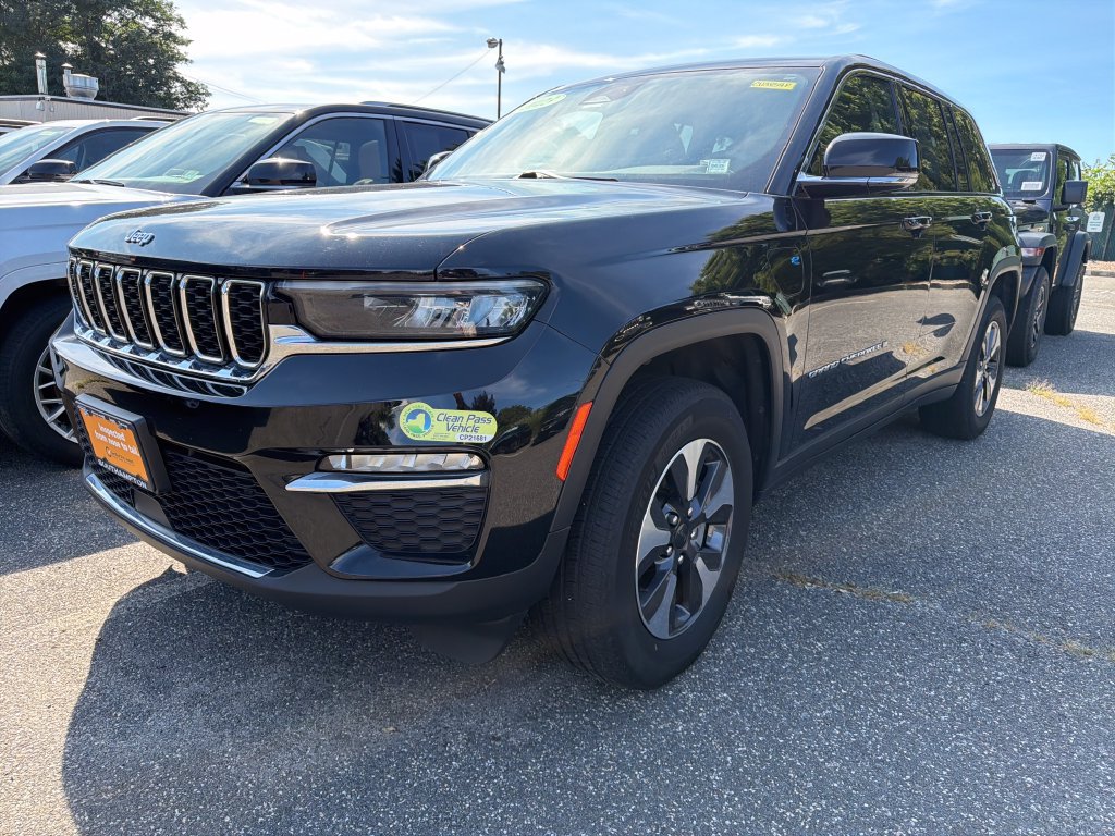Used 2023 Jeep Grand Cherokee 4WD 4xe