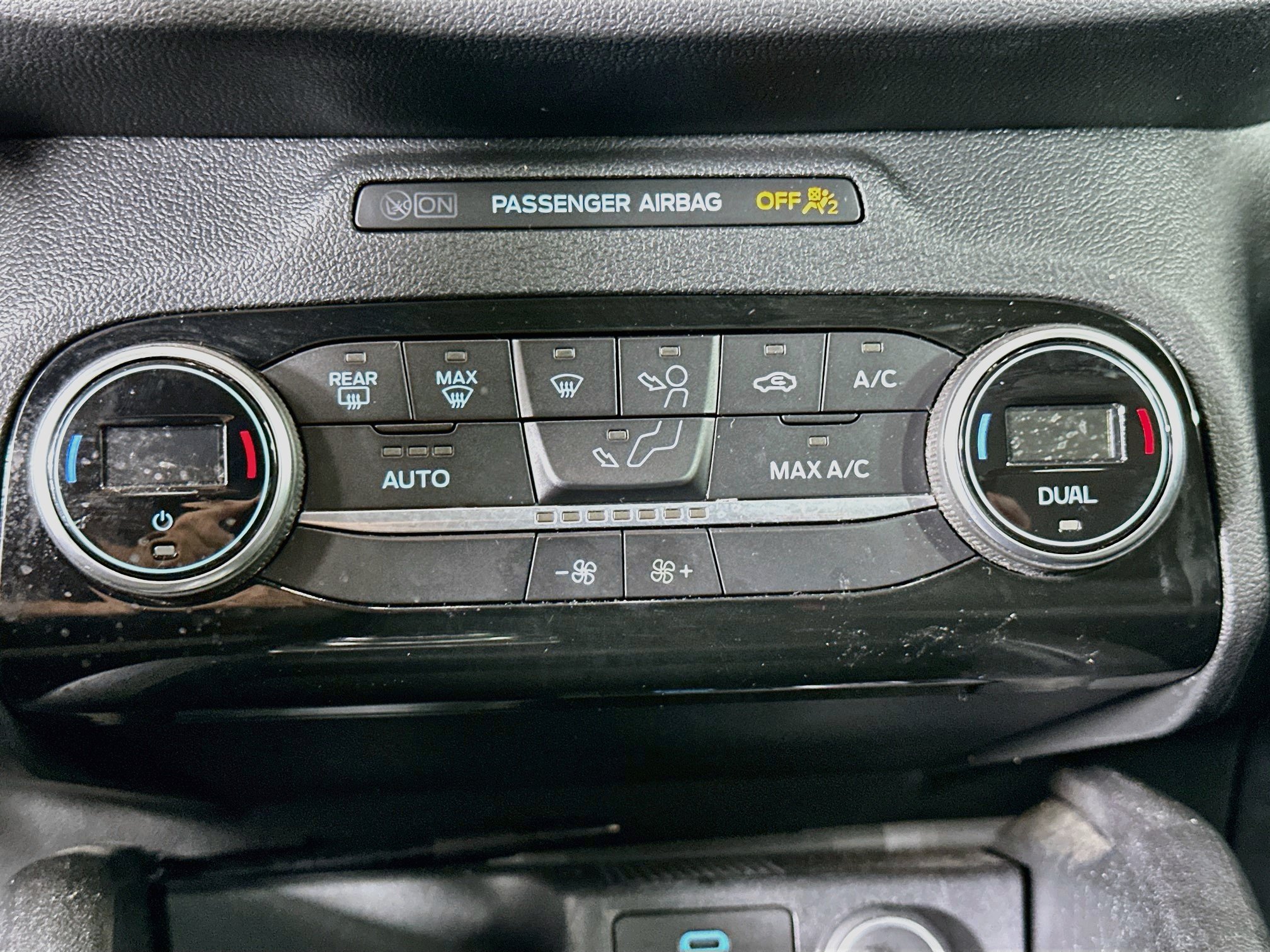 Used 2021 Ford Escape SE FWD image 23
