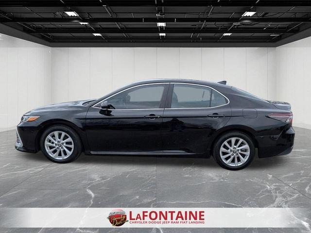 Used 2024 Toyota Camry LE w/ Convenience Package image 2