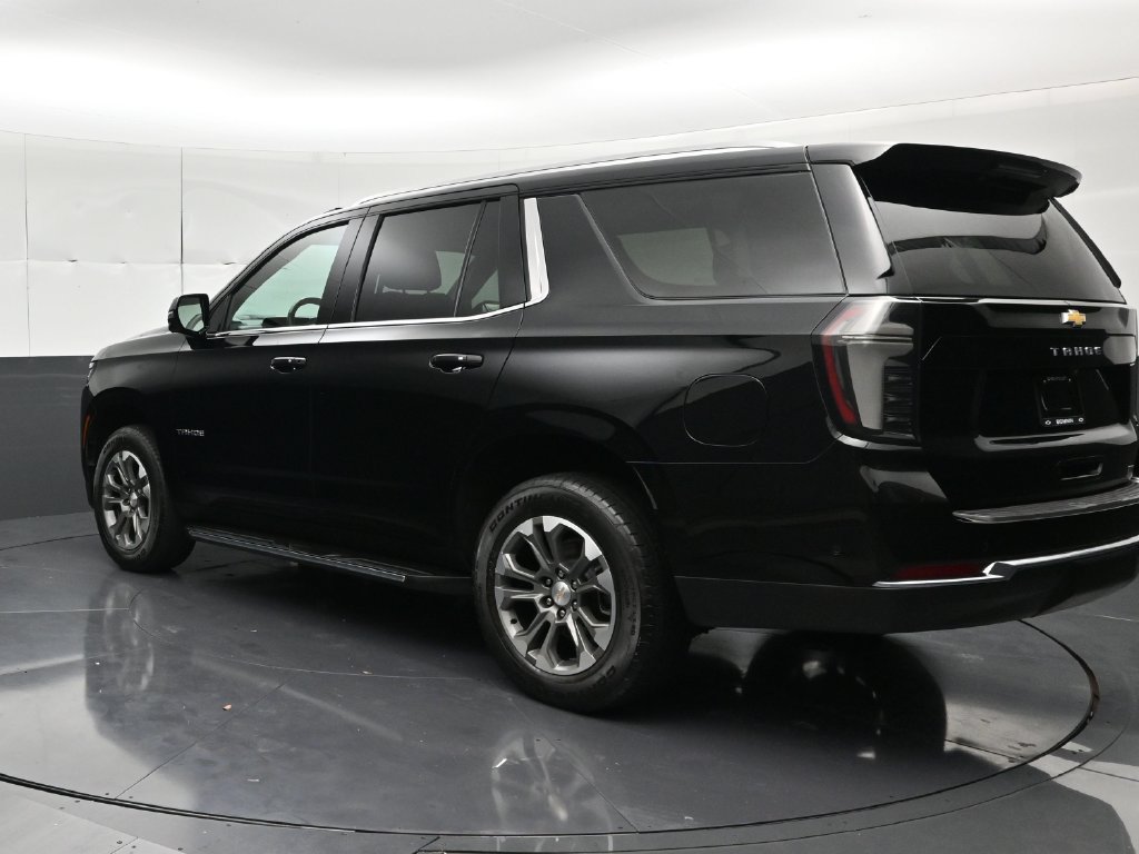 Used 2025 Chevrolet Tahoe LT w/ Comfort Package RWD image 3