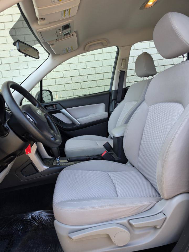 Used 2015 Subaru Forester 2.5i w/ Alloy Wheel Package AWD/4WD image 11
