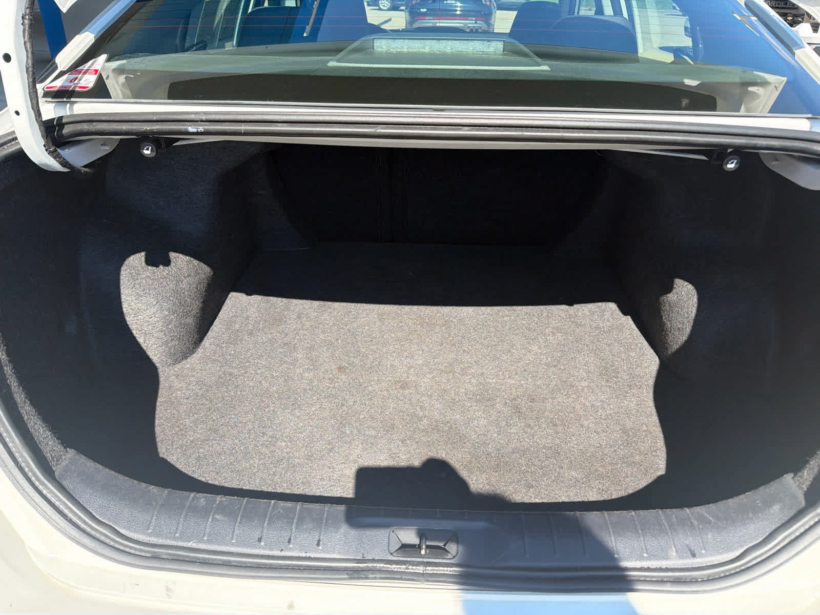 Used 2025 Nissan Altima 2.5 SV FWD image 27