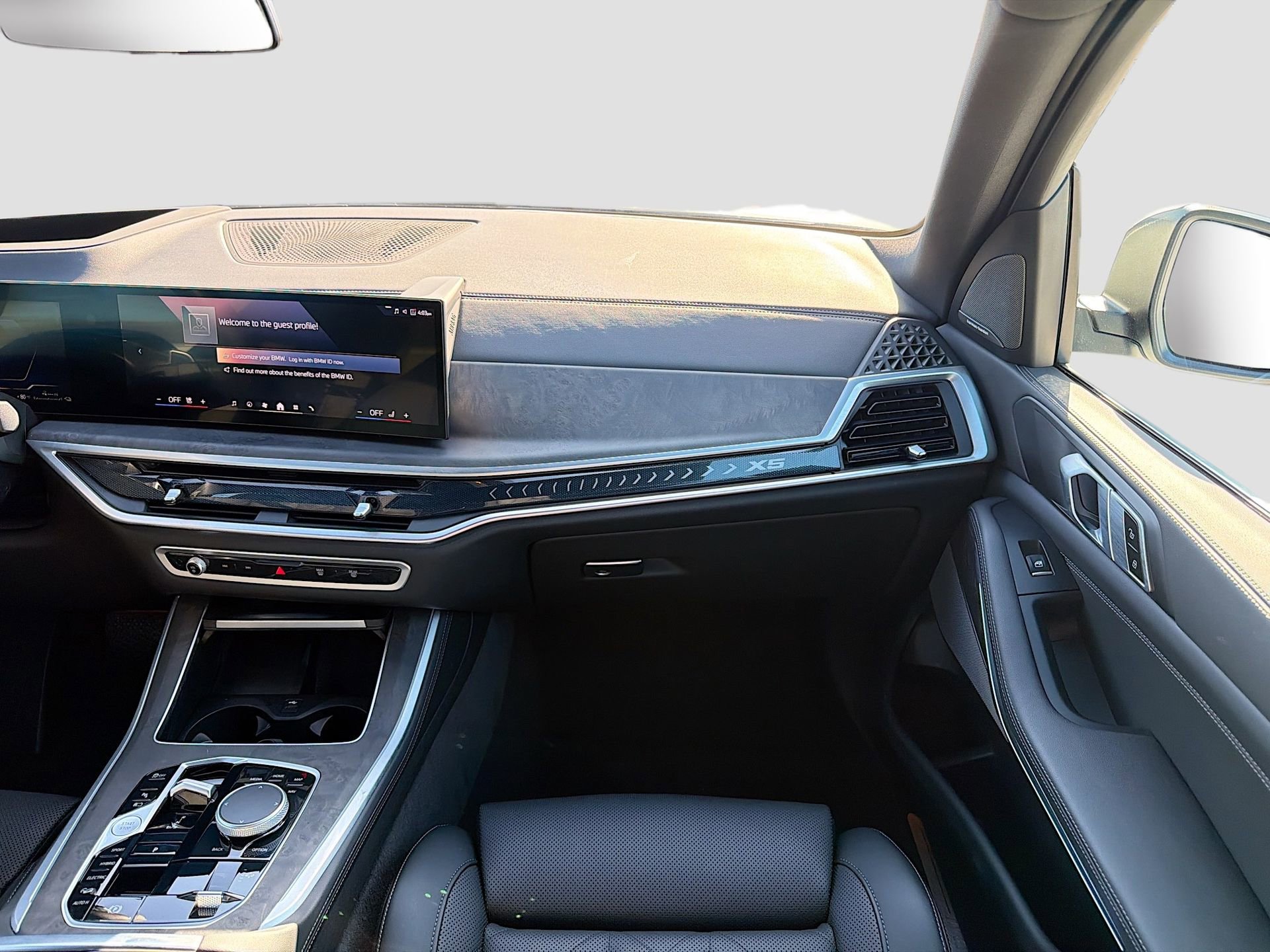 Certified 2025 BMW X5 xDrive50e image 18