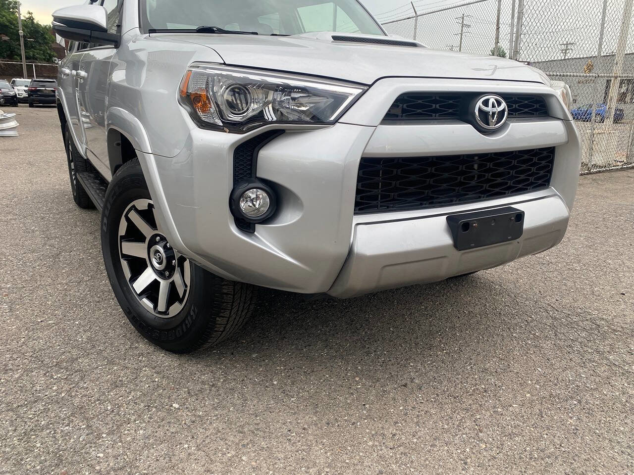 Used 2018 Toyota 4Runner Limited image 5