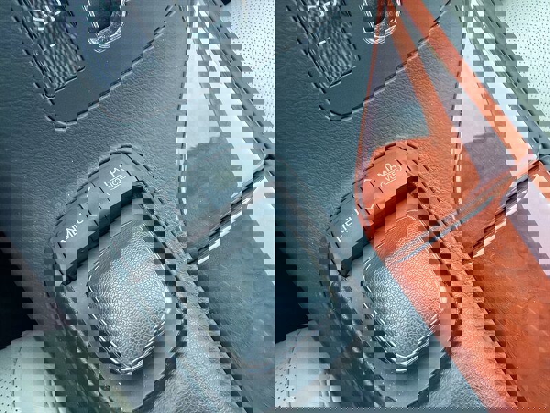 Used 2010 Lexus RX 450h AWD image 23