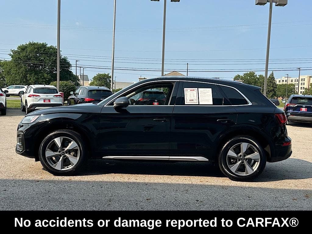 Used 2023 Audi Q5 2.0T Premium w/ Convenience Package AWD/4WD image 2