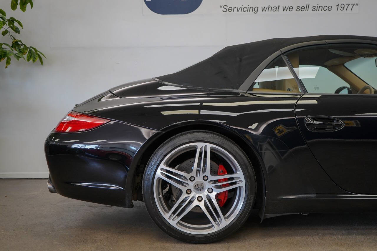 Used 2009 Porsche 911 Carrera S image 18