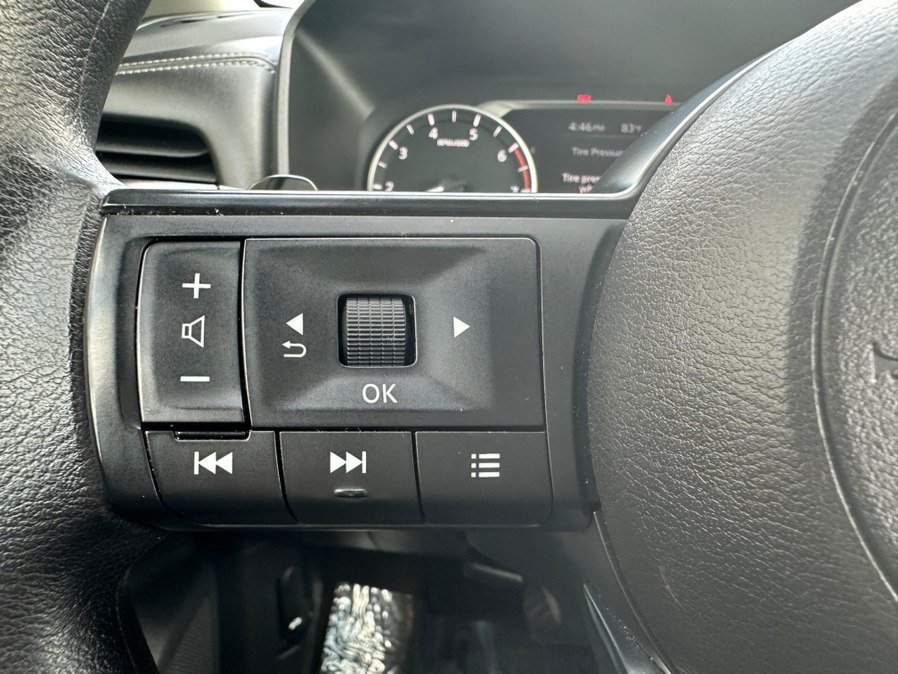 Used 2024 Nissan Rogue SV FWD image 15