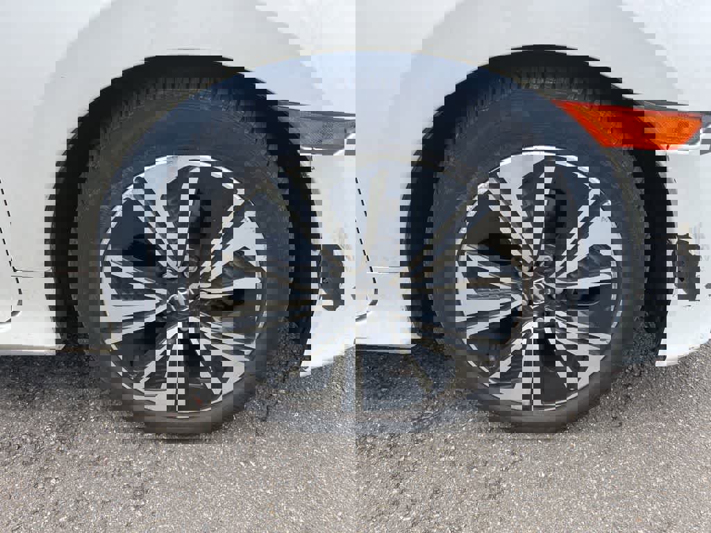 Used 2018 Honda Civic EX-T image 31