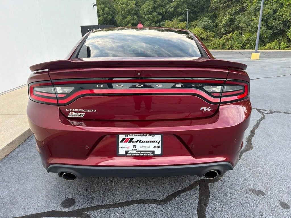 Used 2019 Dodge Charger R/T w/ Plus Group RWD image 11
