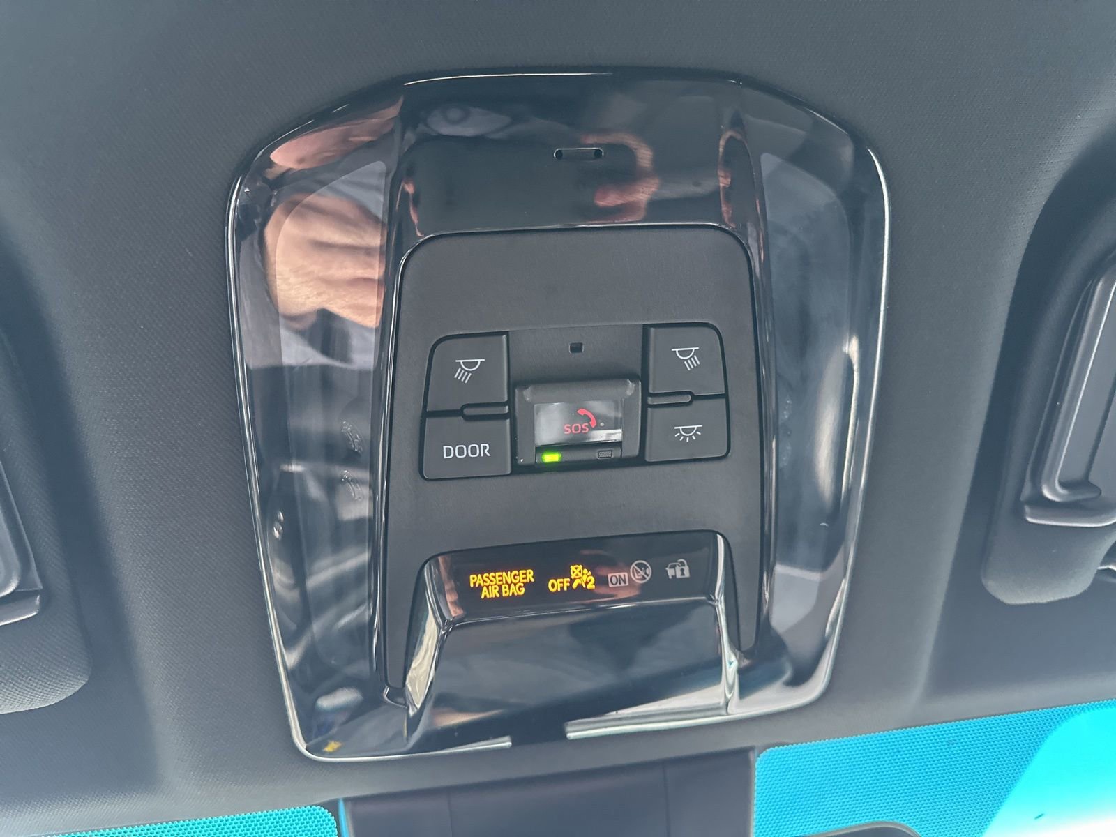 Used 2023 Toyota Venza XLE AWD/4WD image 76