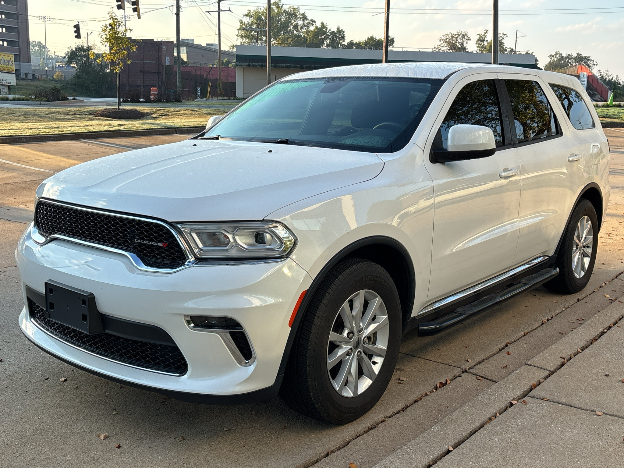 Used 2021 Dodge Durango SXT w/ Trailer Tow Group IV RWD image 4