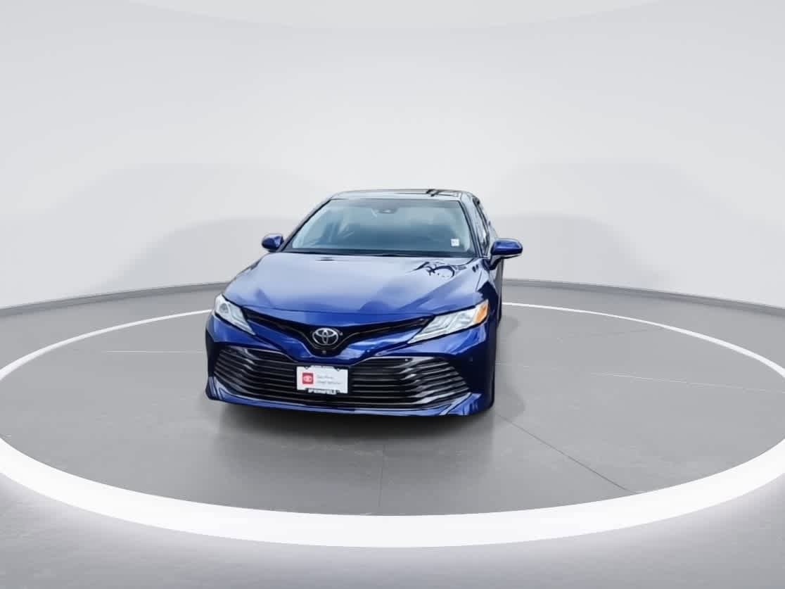 Certified 2018 Toyota Camry XLE w/ Driver Assist Package FWD image 3